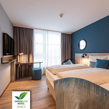 Harbr. Hotel Хайлброн Екстериор снимка
