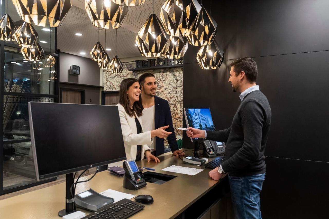 Harbr. Hotel Хайлброн Екстериор снимка