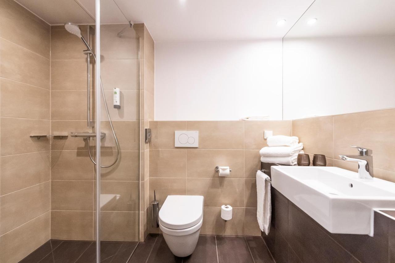 Harbr. Hotel Хайлброн Екстериор снимка
